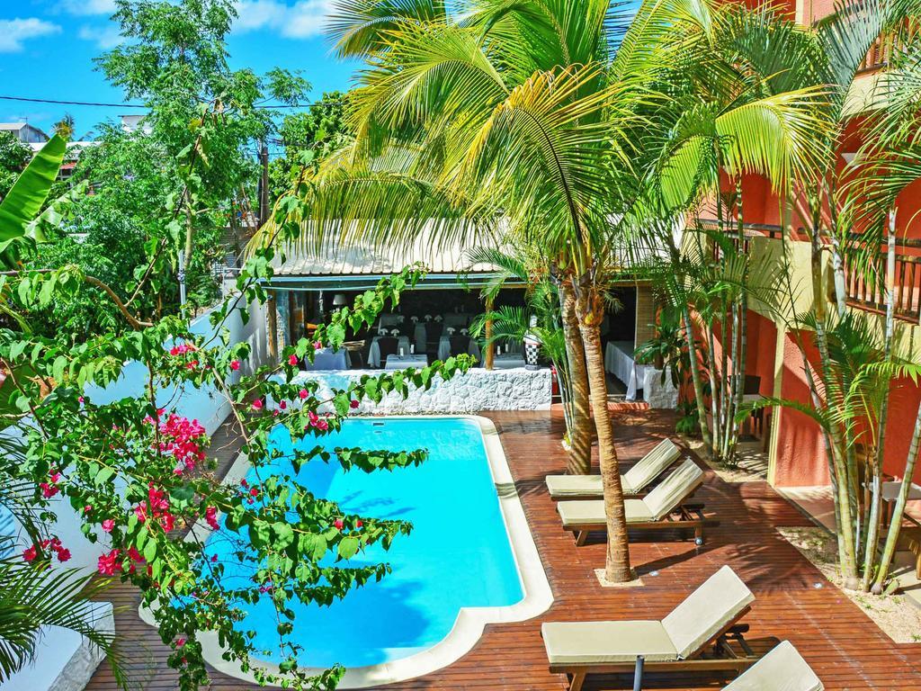 Отель La Margarita Пуант-о-Пиман Экстерьер фото